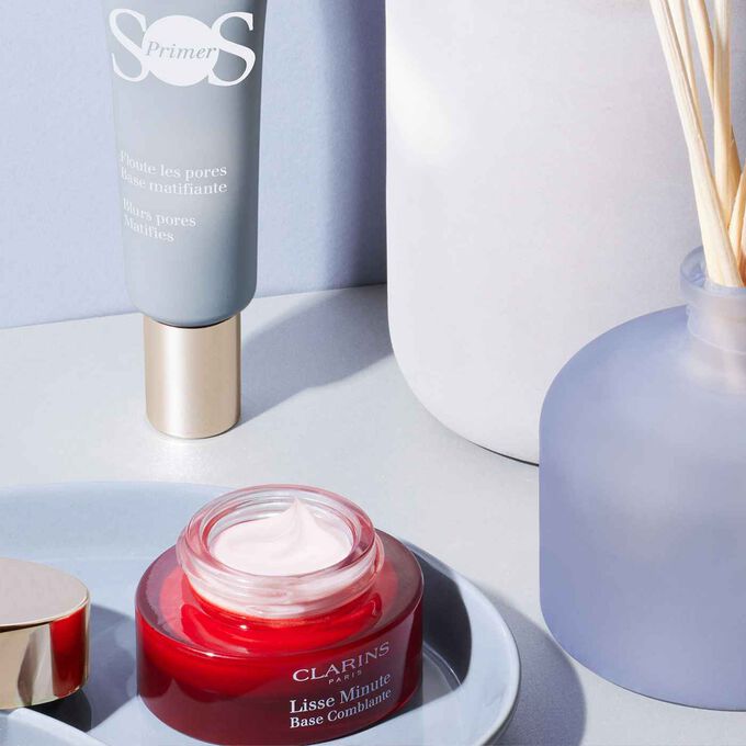 Instant Smooth Perfecting med SOSO Primer