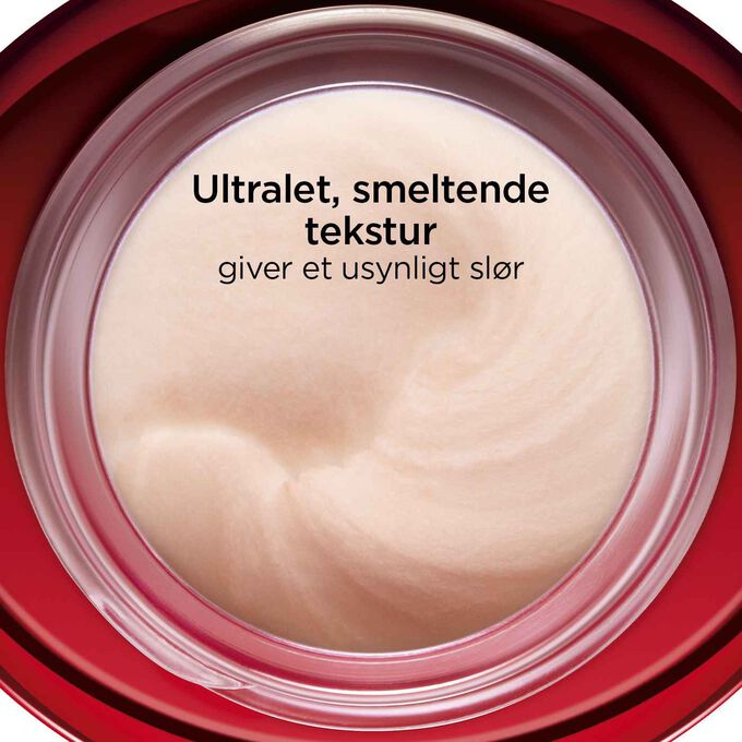Instant Smooth Perfecting Touch ultralet og smeltende tekstur