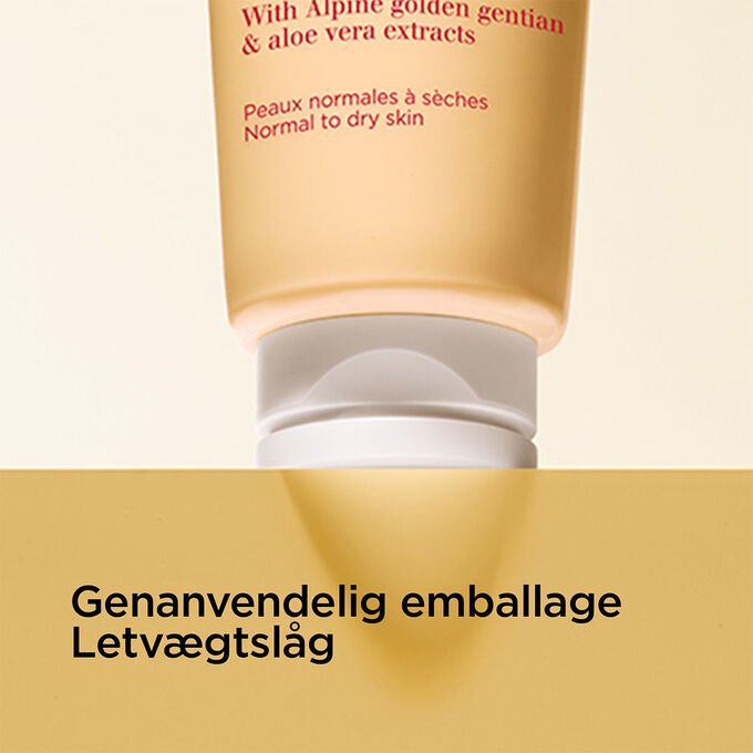 Fokus p&aring; l&aring;get p&aring; den milde skummende rens for at illustrere den genanvendelige emballage og det lette l&aring;g.