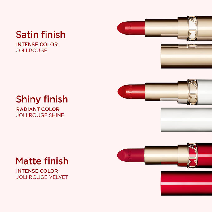 Udvalg af Clarins typer af læbestift finish: satin finish læbestift, shiny finish læbestift og matte finish læbestift.