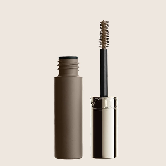 Packshot af Clarins Light Brown Brow Gel, tonet til at matche naturligt lysebrune bryn for et bl&oslash;dt, velplejet og defineret look.